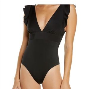 NWT Chelsea28 flounce one-piece swimsuit size M